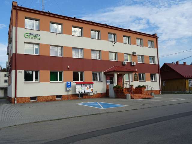 Widok Urzędu Gminy Świlcza