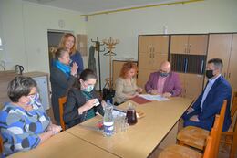 2020-05-28_przekazadnie_laptopow - zdjęcie nr 1