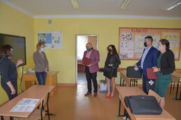 2020-05-28_przekazadnie_laptopow - zdjęcie nr 1